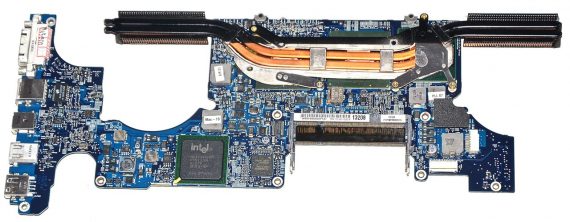 MacBook Pro 17" Logicboard Mainboard 2.16 GHz 820-2023-A Model A1151 -0