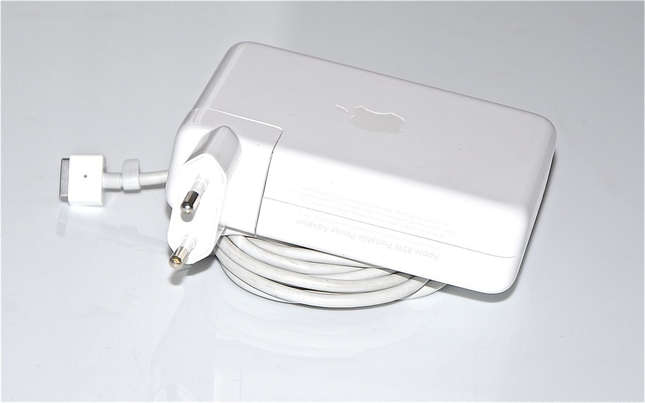 Original Apple Netzteil / Magsafe A1172 85W MacBook Pro 15" A1150-0