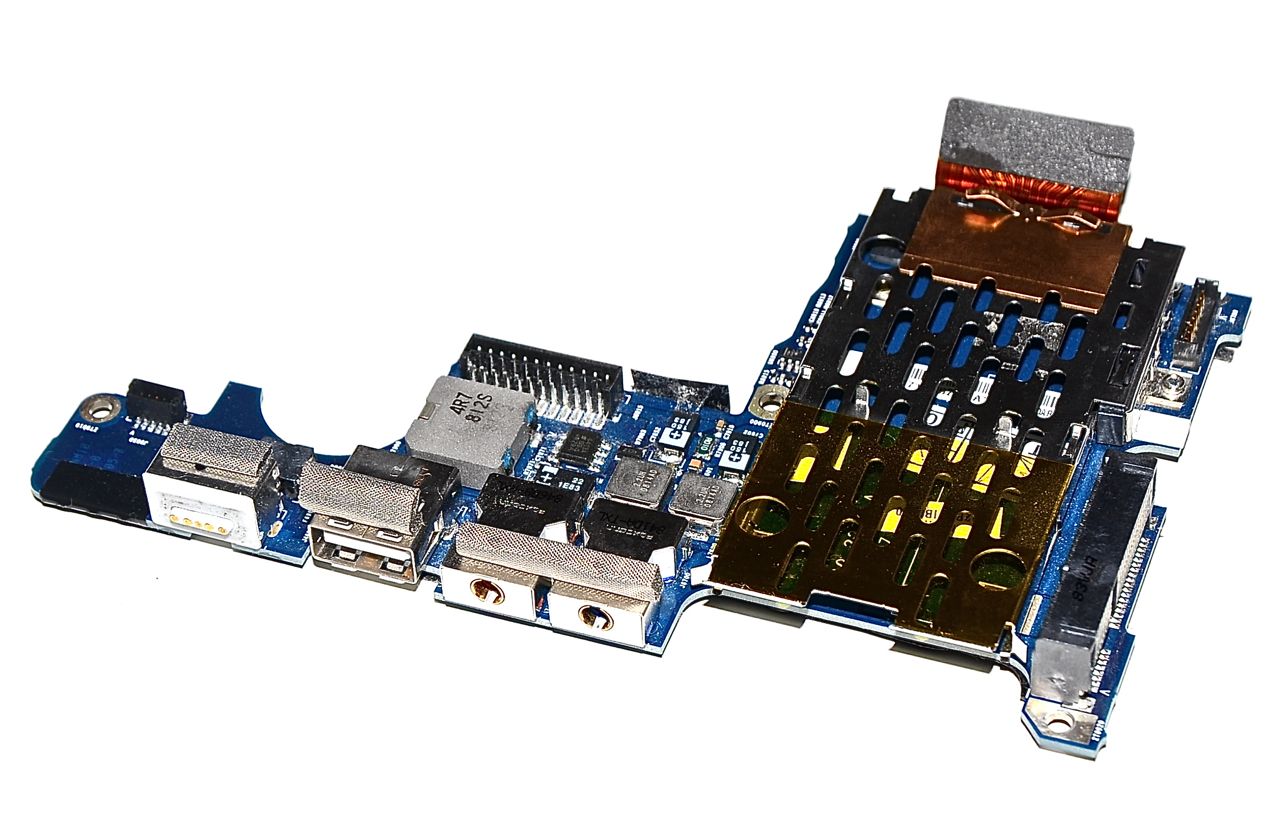 Original Apple IO / DC / MagSafe Audio Board 820-2273-A MacBook Pro 15" Model A1226 -0